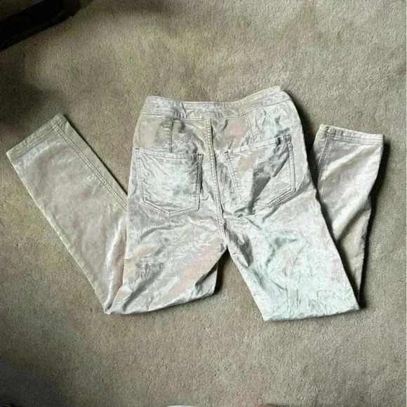 We The Free Crushed Velvet High Waist Relaxed Fit Jeans Blush Color Size 26 - Picture 4 of 4